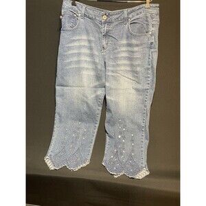 Americana Blues Women’s Capris  Jeans With Bling And Frayed Hem Size 19